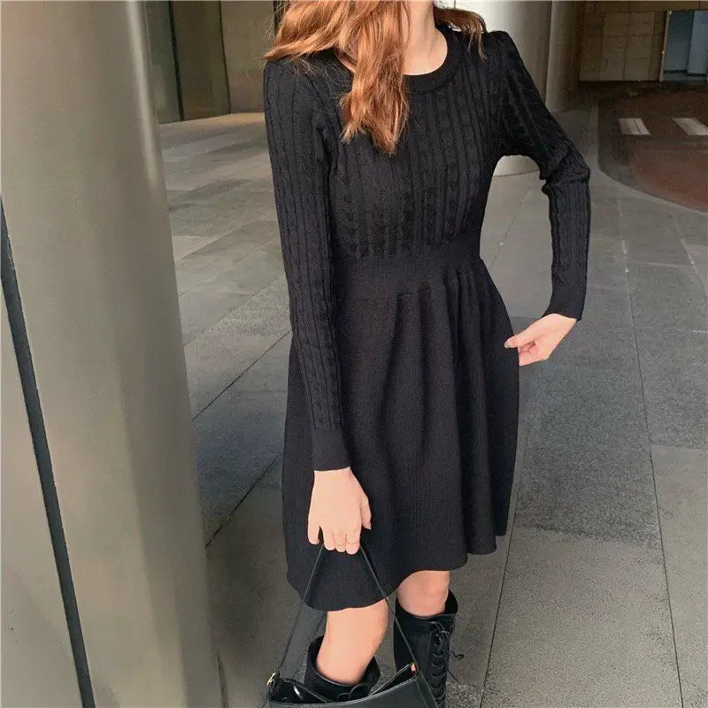 Knitted Dress for Women in Autumn Winter French Temperament Waist-hugging Base Underwear with Coat Sweater Skirt