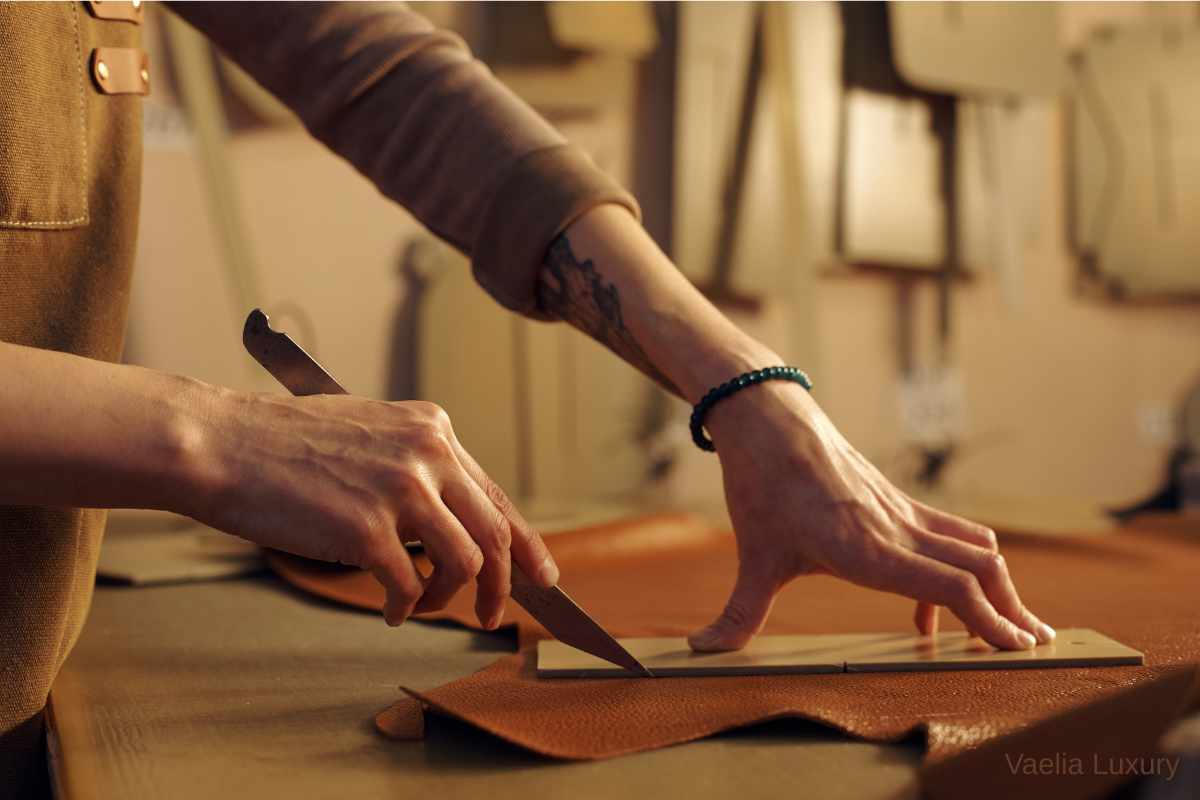 vaelia-luxury-Handcrafted-Checkered-Structured-Handbag-Made-to-Order